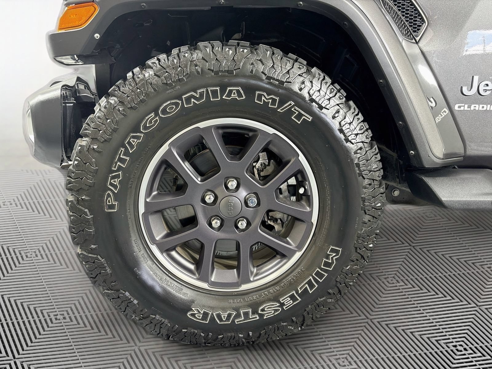 Used 2021 Jeep Gladiator Overland w/ Popular Equipment Package AWD/4WD image 29