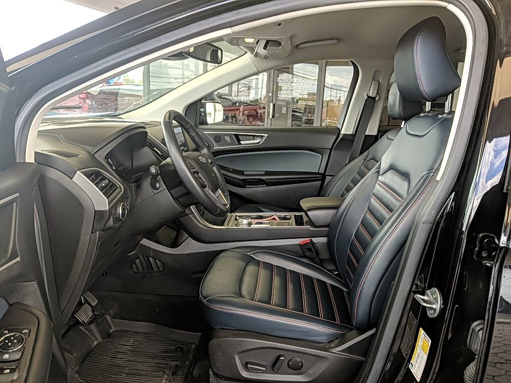Used 2023 Ford Edge SEL w/ Sport Appearance Package AWD/4WD image 11