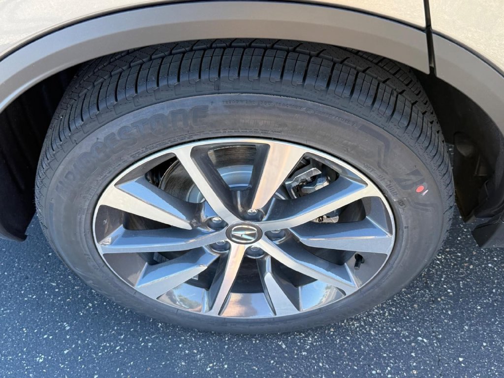 New 2026 Acura MDX w/ Technology Package AWD/4WD image 4