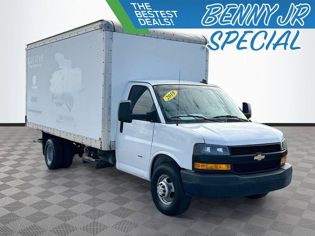 Used 2019 Chevrolet Express 3500 Extended w/ Power Convenience Package image 3