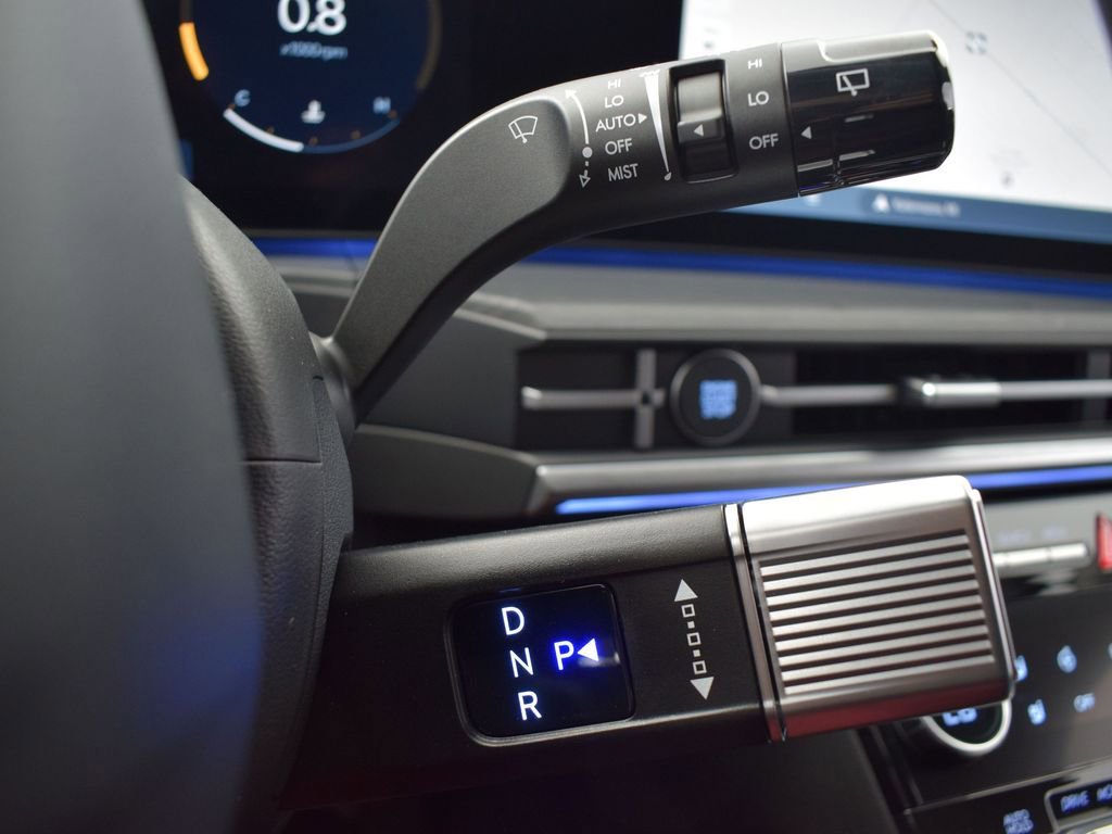 Used 2025 Hyundai Santa Fe Limited image 18