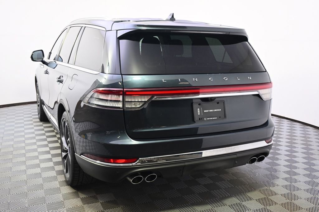 Used 2021 Lincoln Aviator Reserve w/ Equipment Group 202A image 4