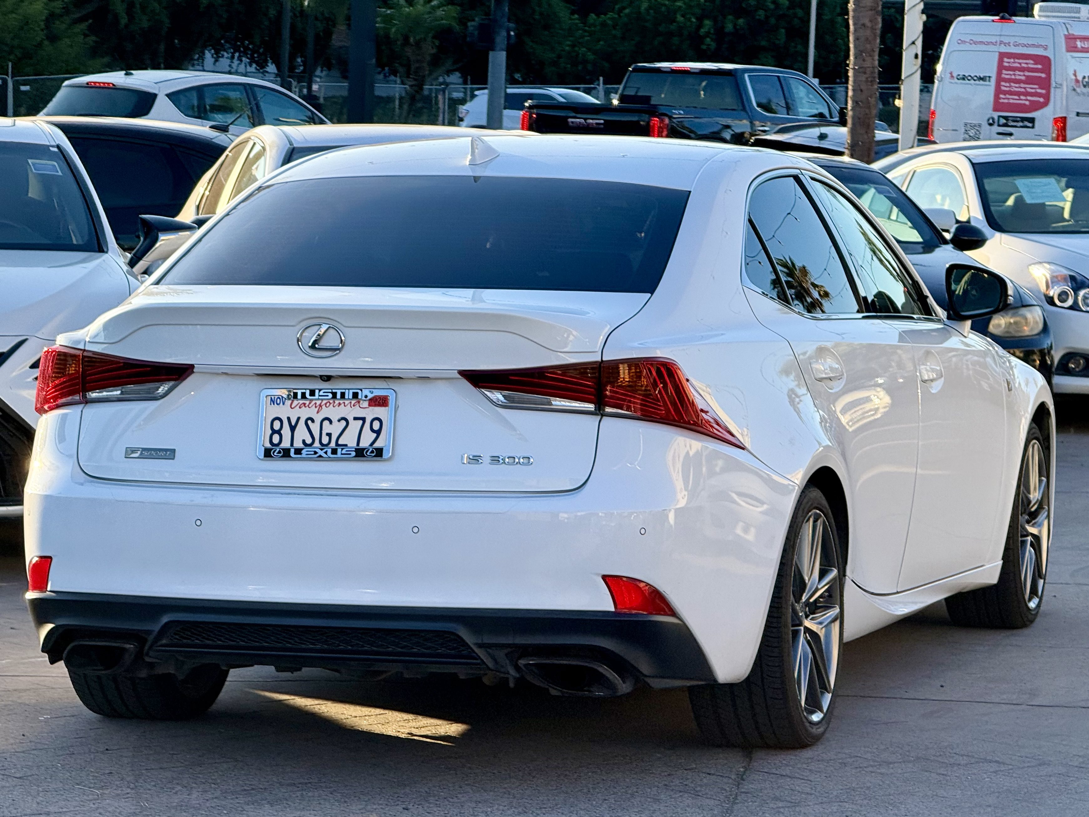 Used 2019 Lexus IS 300 F Sport w/ F Sport Package RWD image 8