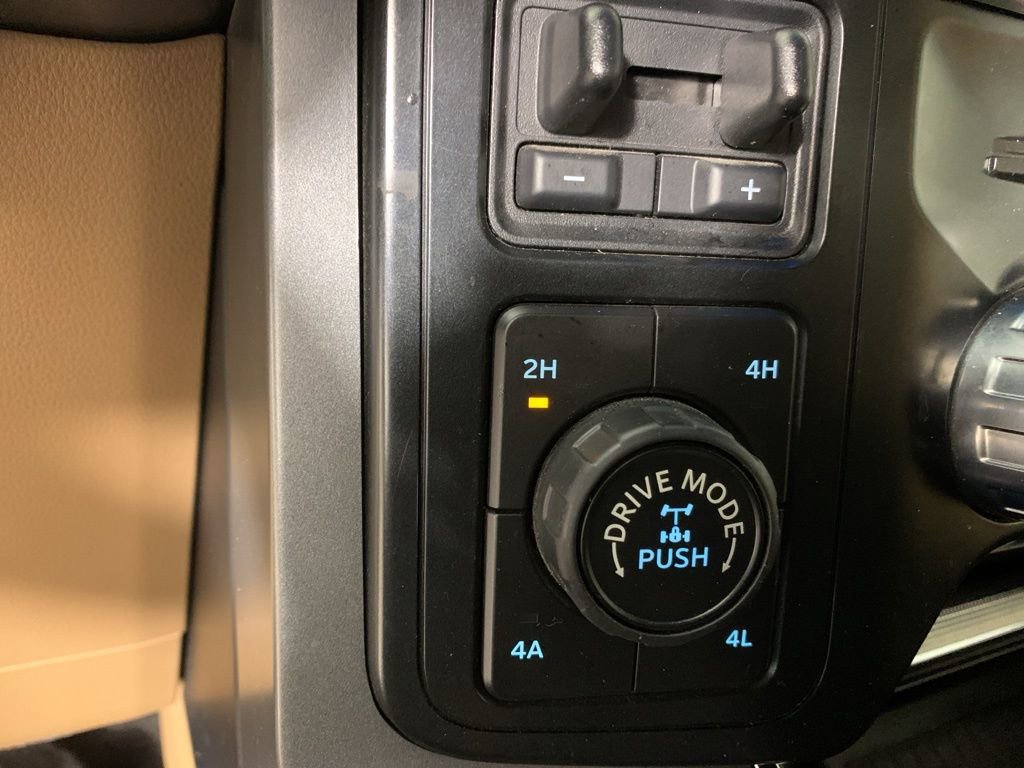 Used 2022 Ford F150 Lariat w/ Equipment Group 502A High image 28