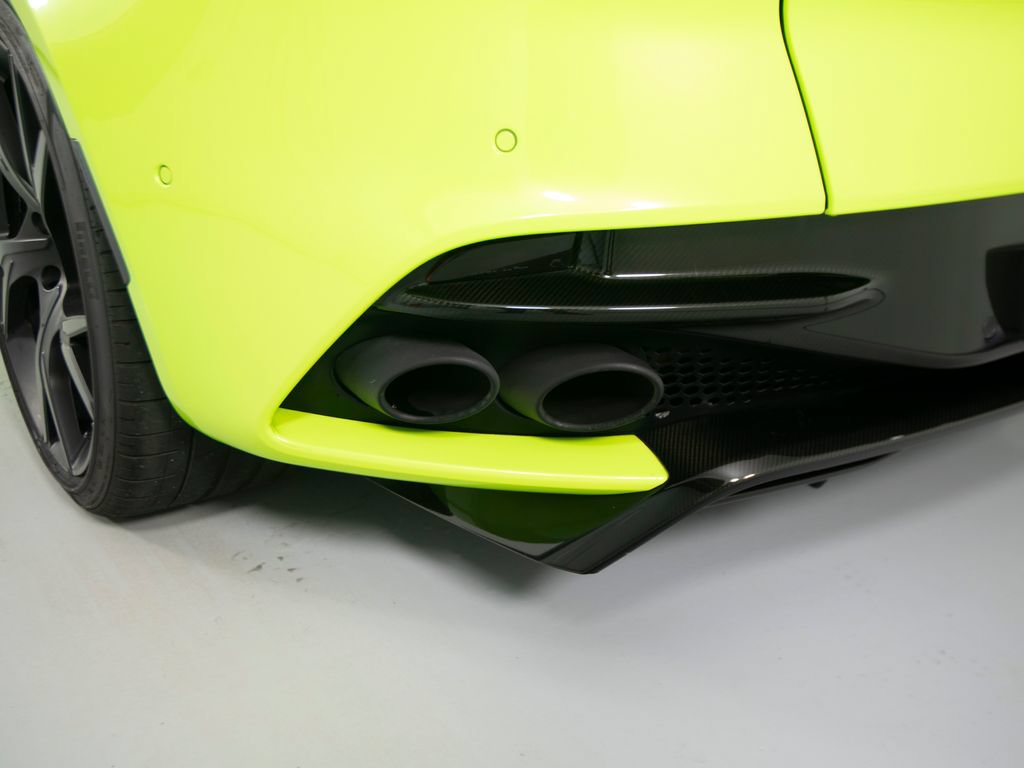 Used 2022 Aston Martin DBS Superleggera RWD image 43
