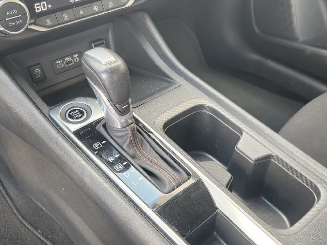Used 2025 Nissan Sentra SR FWD image 18