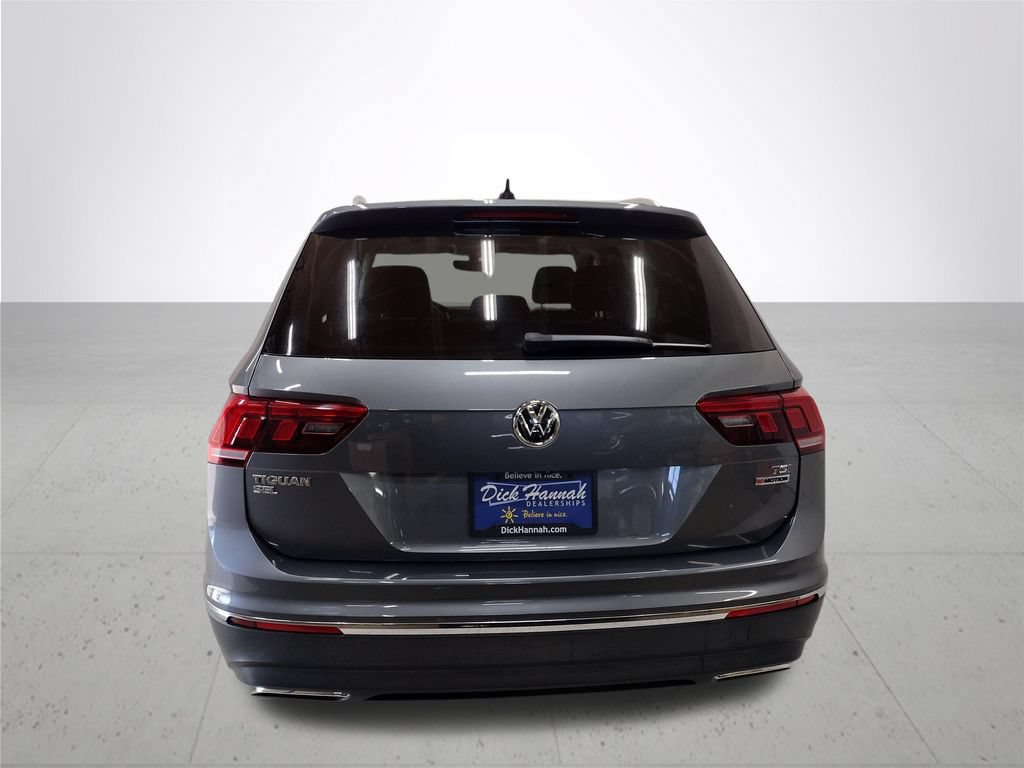 Used 2018 Volkswagen Tiguan SEL AWD/4WD image 12