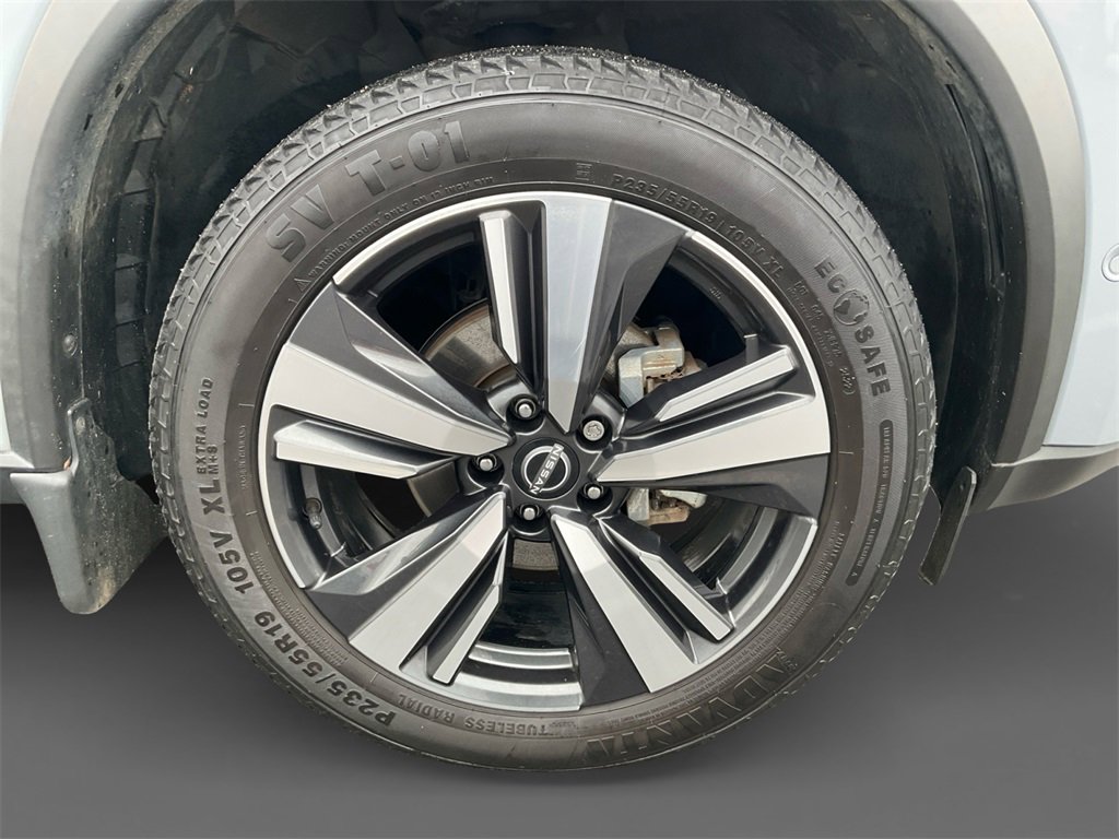 Used 2023 Nissan Rogue Platinum w/ Platinum Premium Package image 15