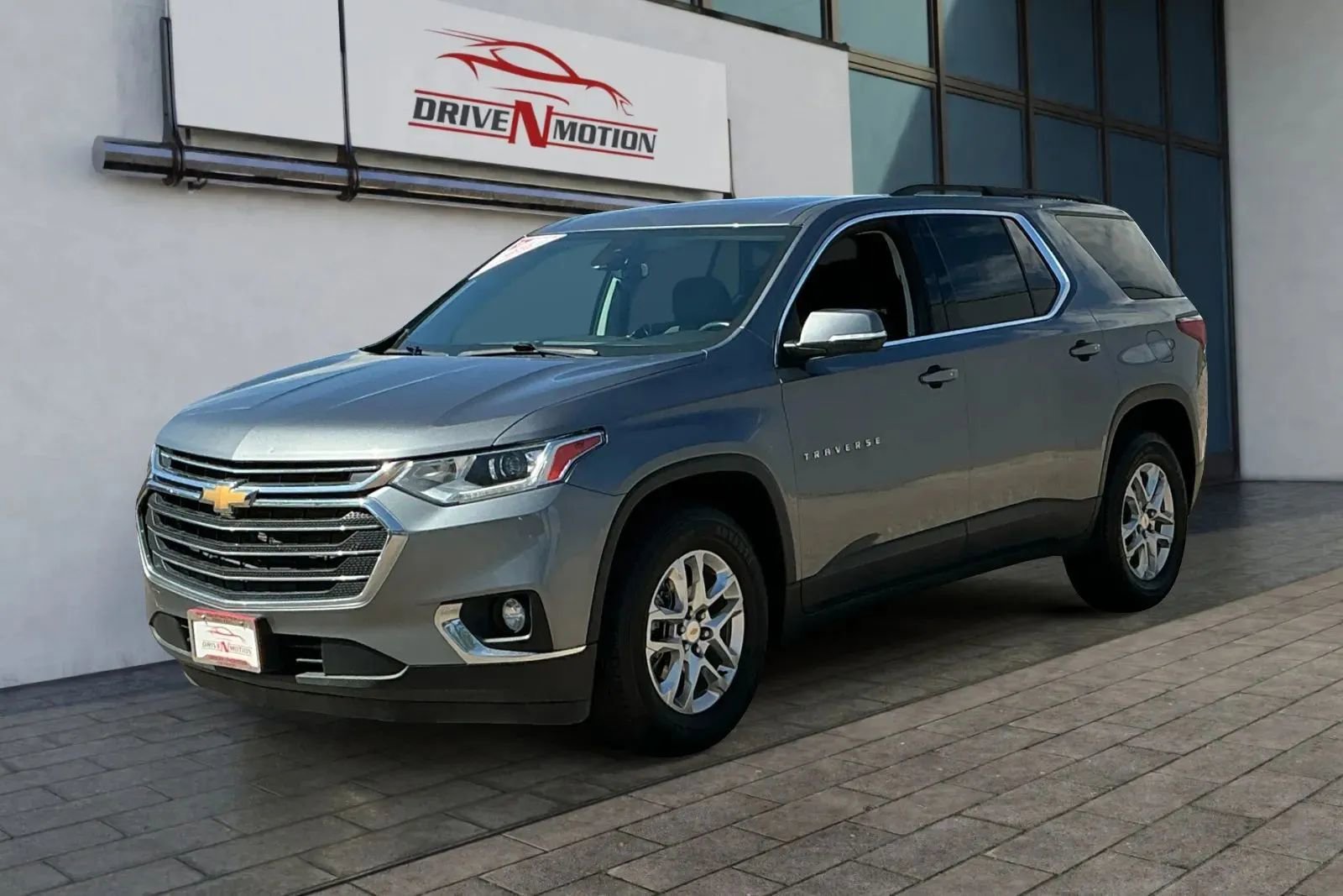 Used 2021 Chevrolet Traverse LT image 7
