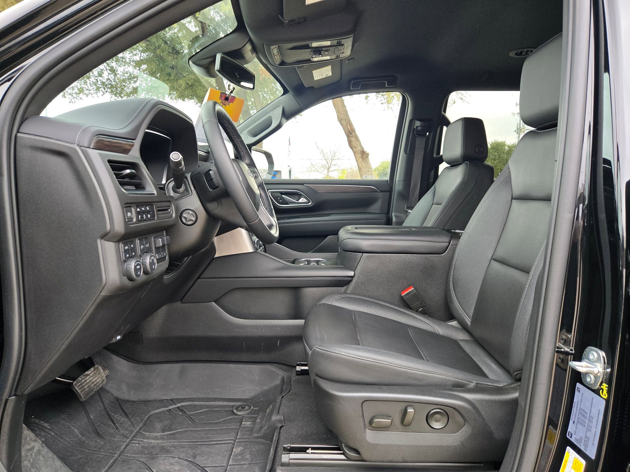 Certified 2023 Chevrolet Tahoe Z71 w/ Z71 Off-Road Package image 9