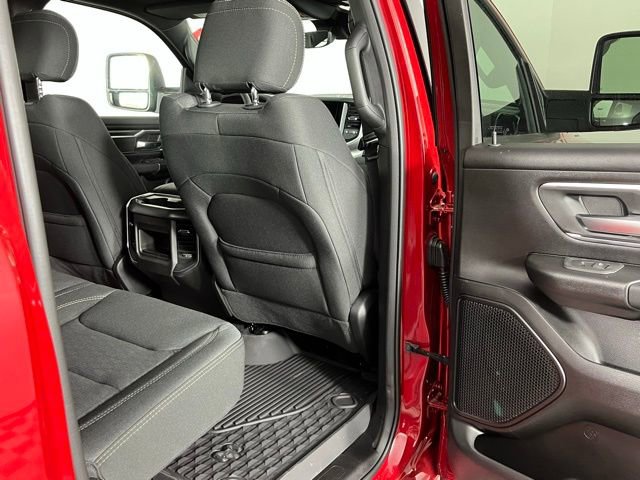 New 2026 RAM 1500 4x4 Crew Cab image 26