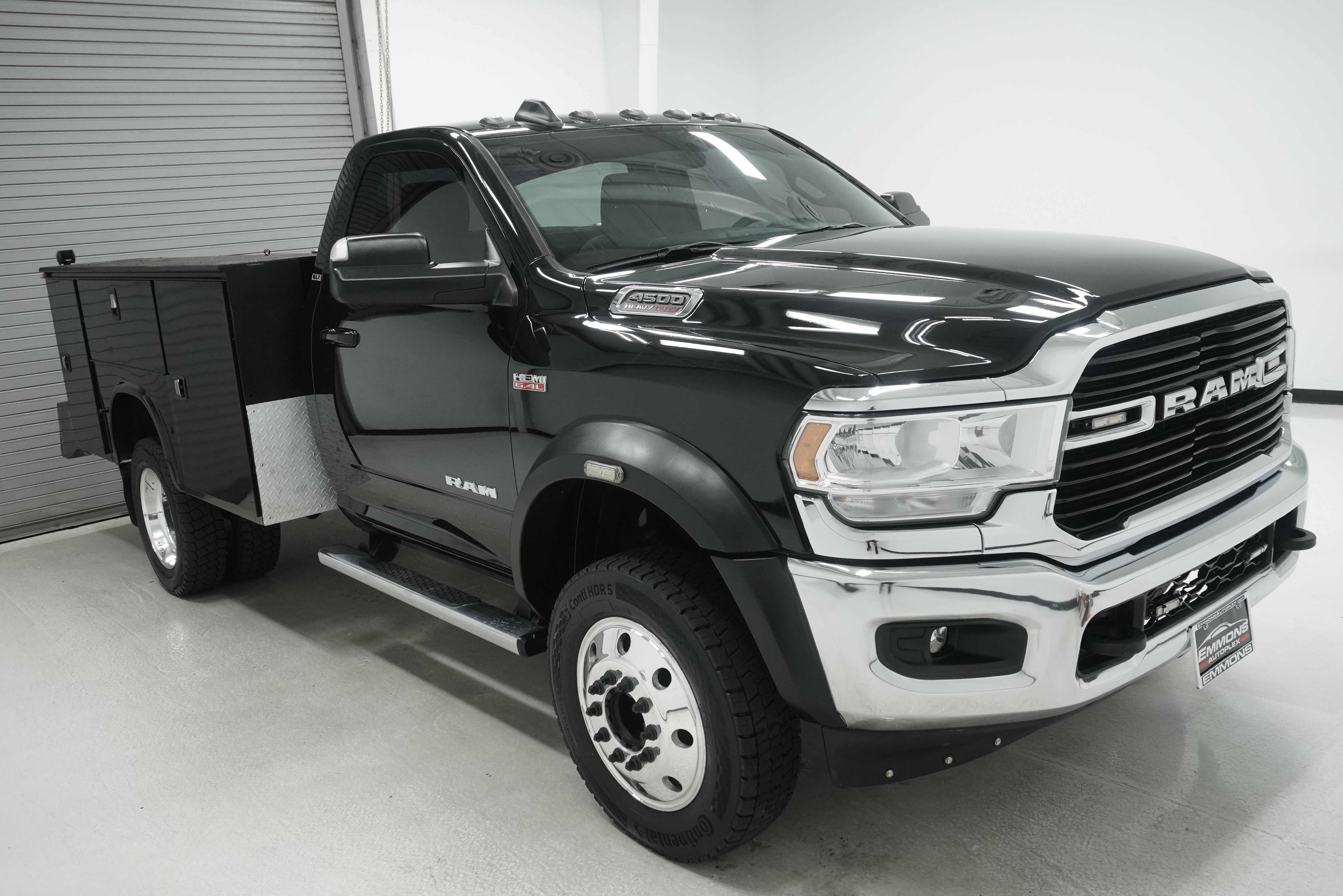 Used 2021 RAM 4500 SLT w/ Quick Order Package 27G SLT RWD image 3