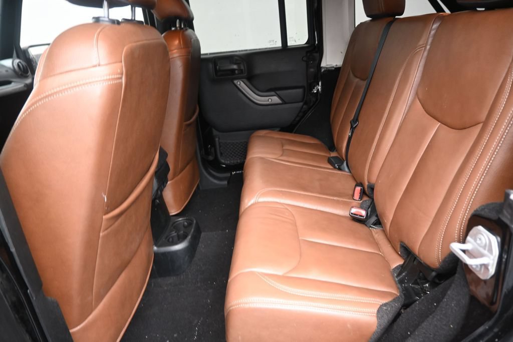 Used 2018 Jeep Wrangler Unlimited Sport S AWD/4WD image 14
