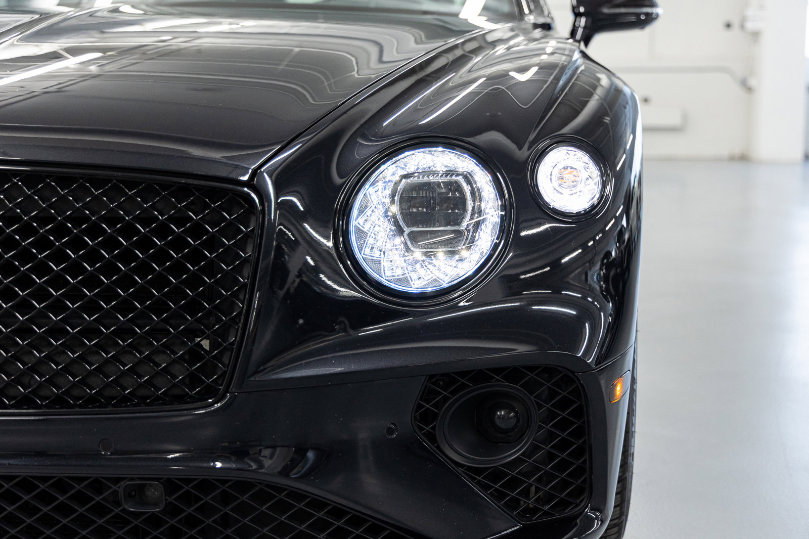 Used 2022 Bentley Continental GT Speed image 12