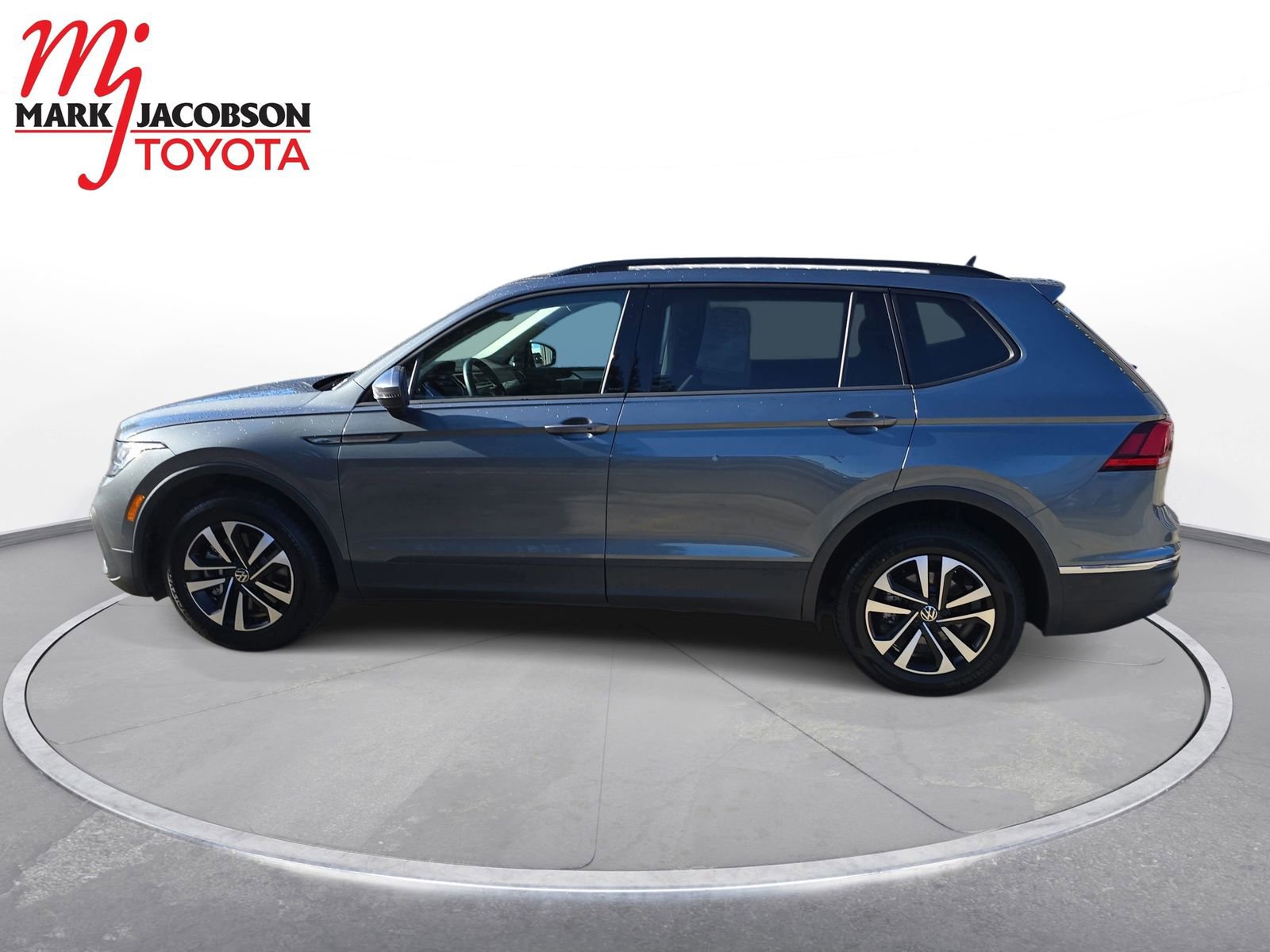 Used 2023 Volkswagen Tiguan S image 12