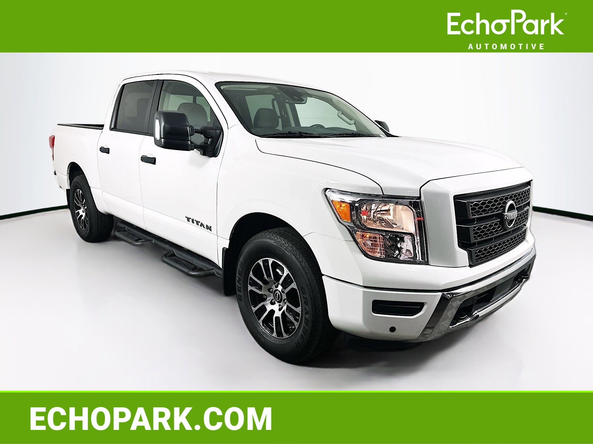 Used 2024 Nissan Titan SV w/ SV Convenience Package