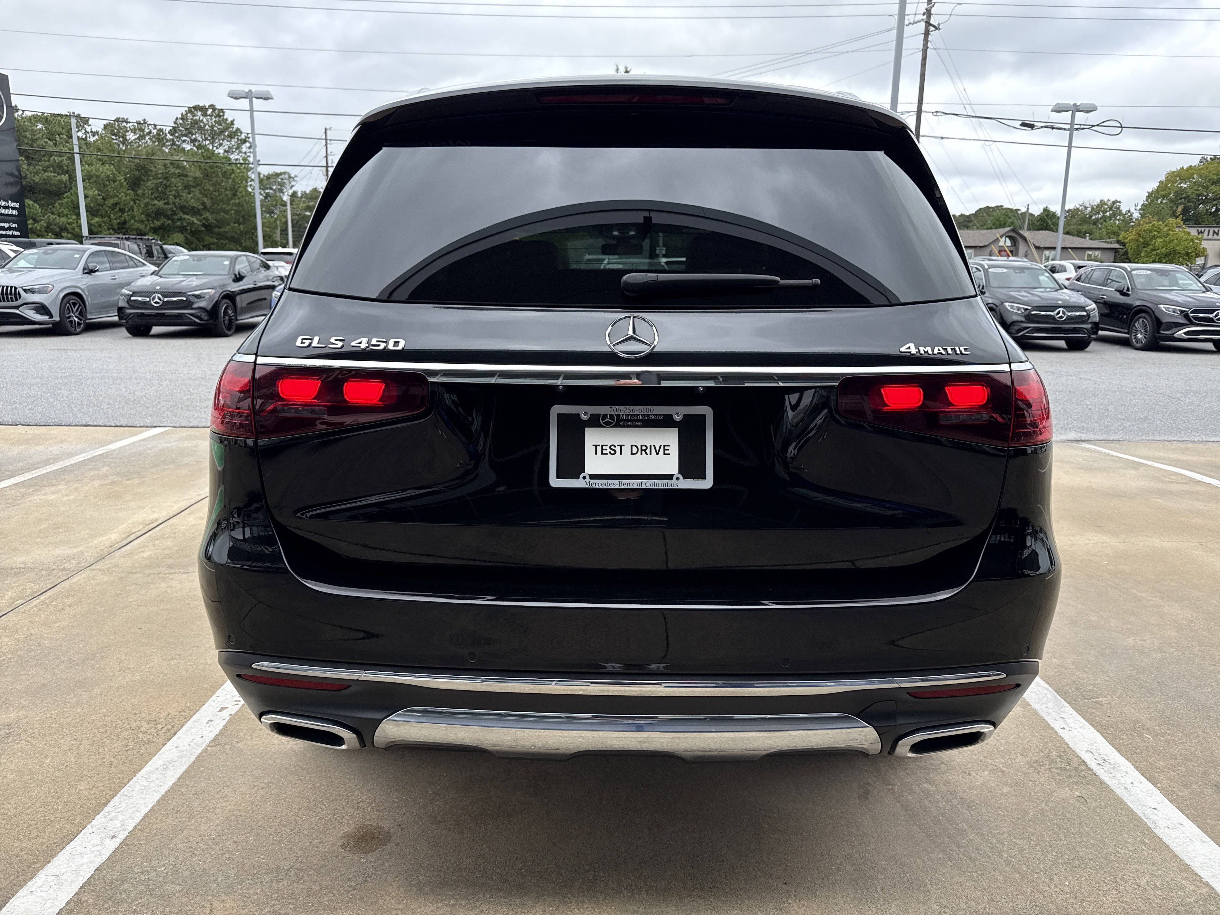 Used 2025 Mercedes-Benz GLS 450 4MATIC image 9