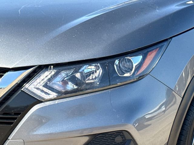 Used 2020 Nissan Rogue Sport S image 5