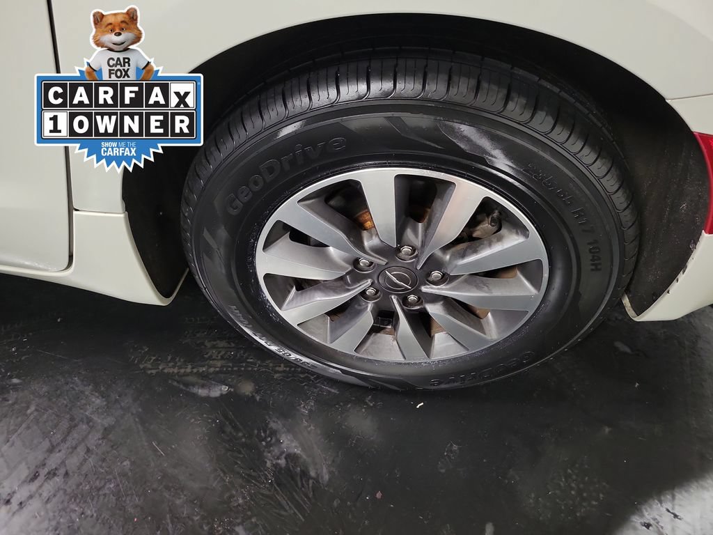 Used 2021 Chrysler Pacifica Touring-L FWD image 10