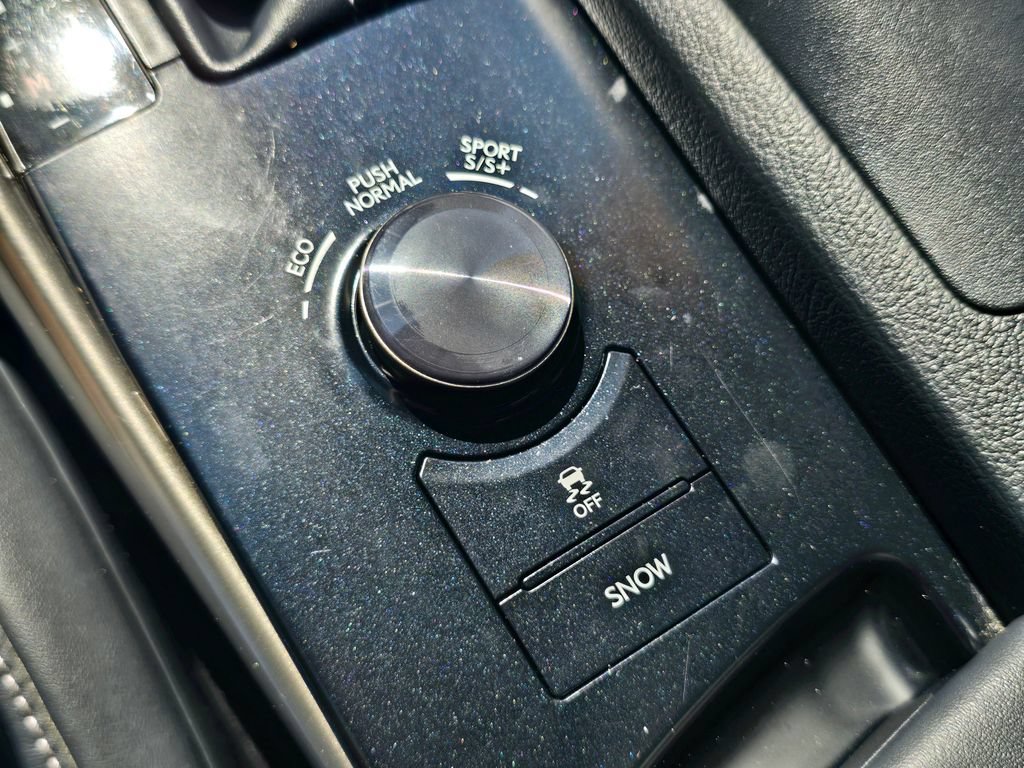 Used 2014 Lexus IS 350 AWD w/ F Sport Package image 28