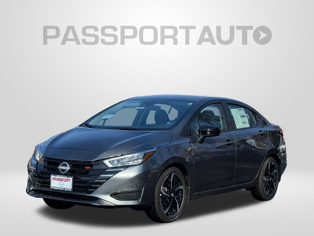 New 2025 Nissan Versa SR w/ Trunk Package