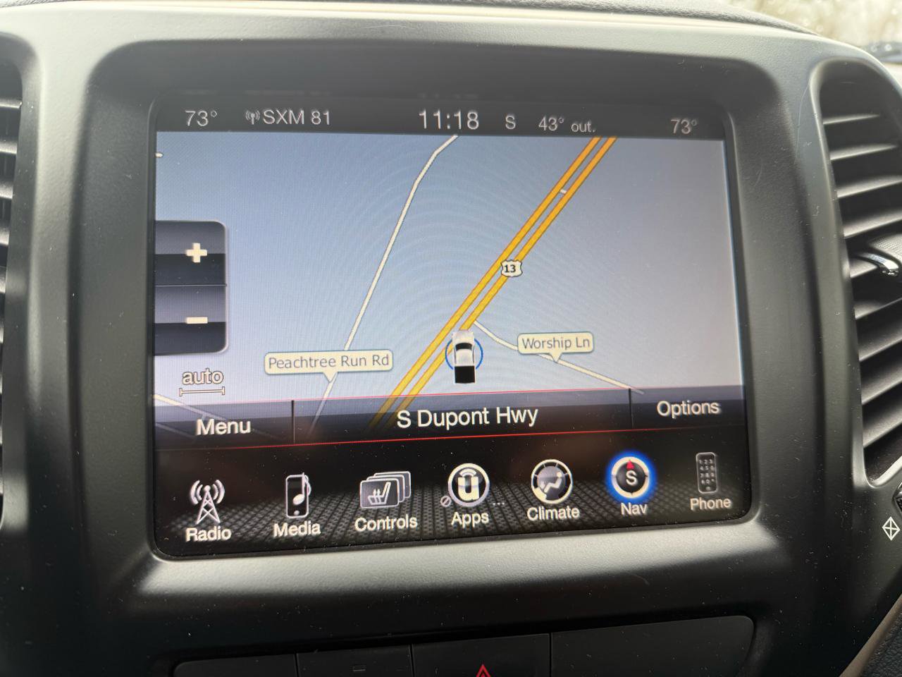 Used 2018 Jeep Cherokee Limited image 10