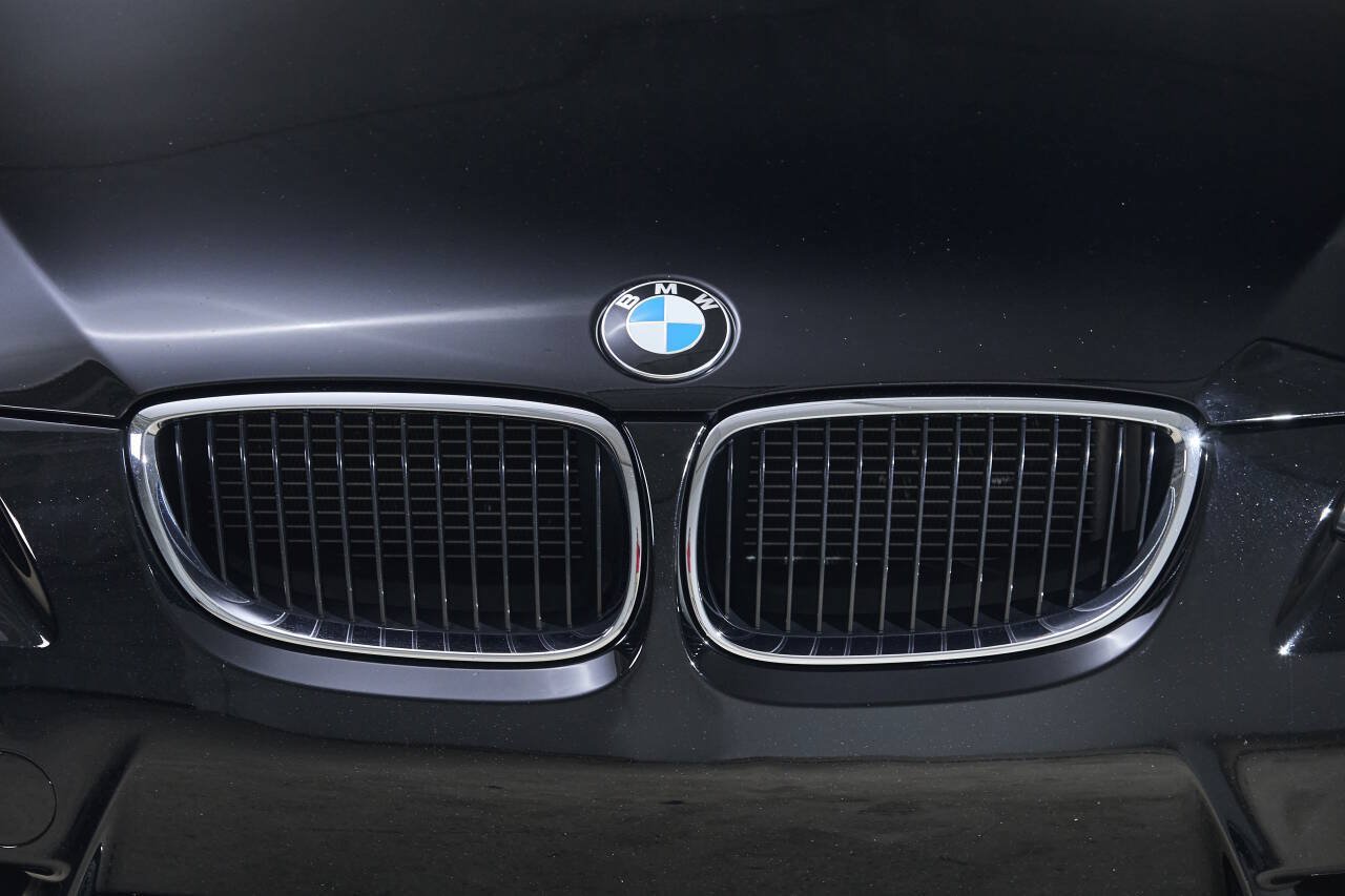 Used 2011 BMW M3 Coupe RWD image 39