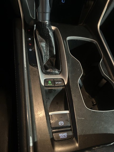 Used 2018 Honda Accord Touring image 26