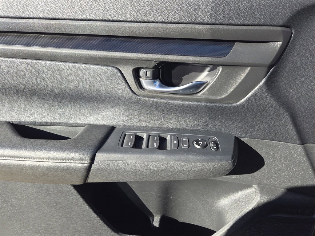 Used 2025 Honda CR-V EX image 17