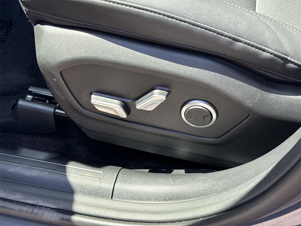 Used 2025 Hyundai Santa Fe SEL image 33