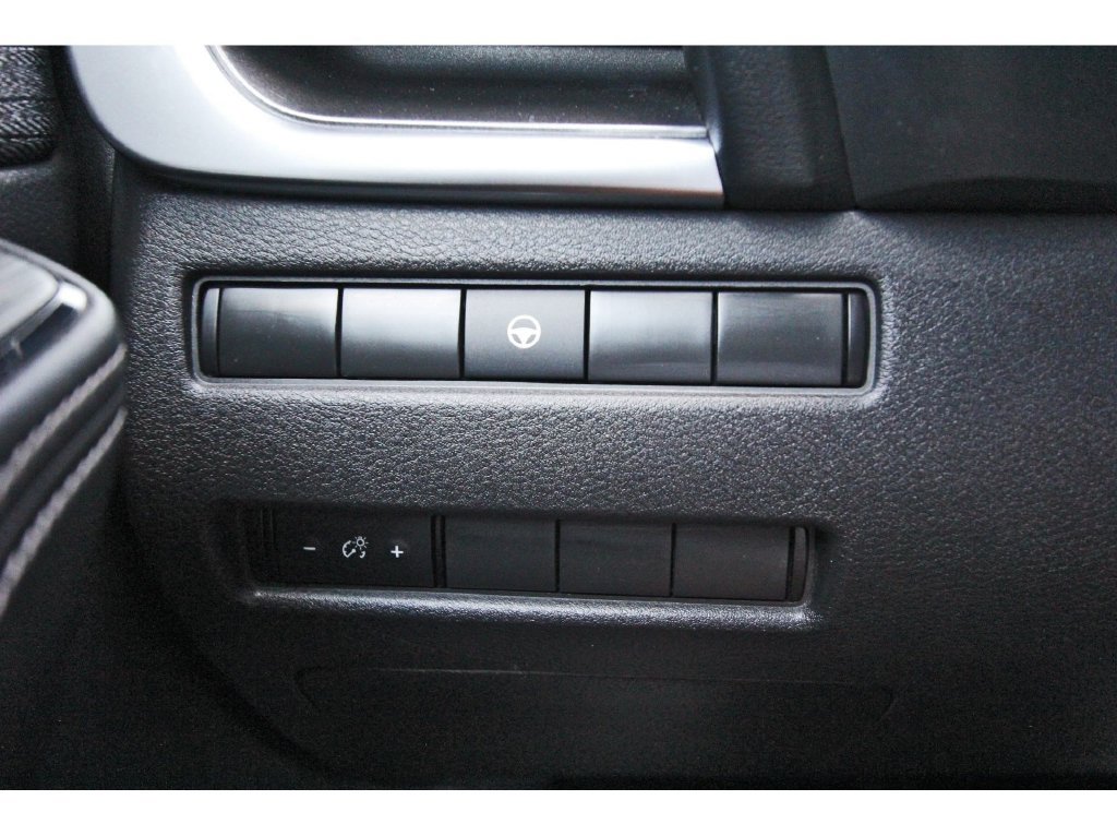 Used 2022 Nissan Rogue SV AWD/4WD image 22