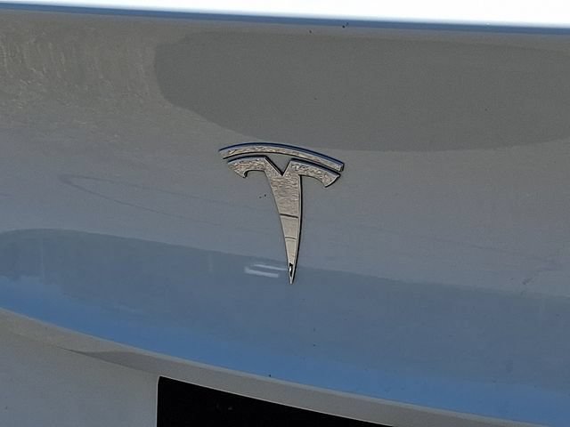 Used 2021 Tesla Model Y Long Range AWD/4WD image 34