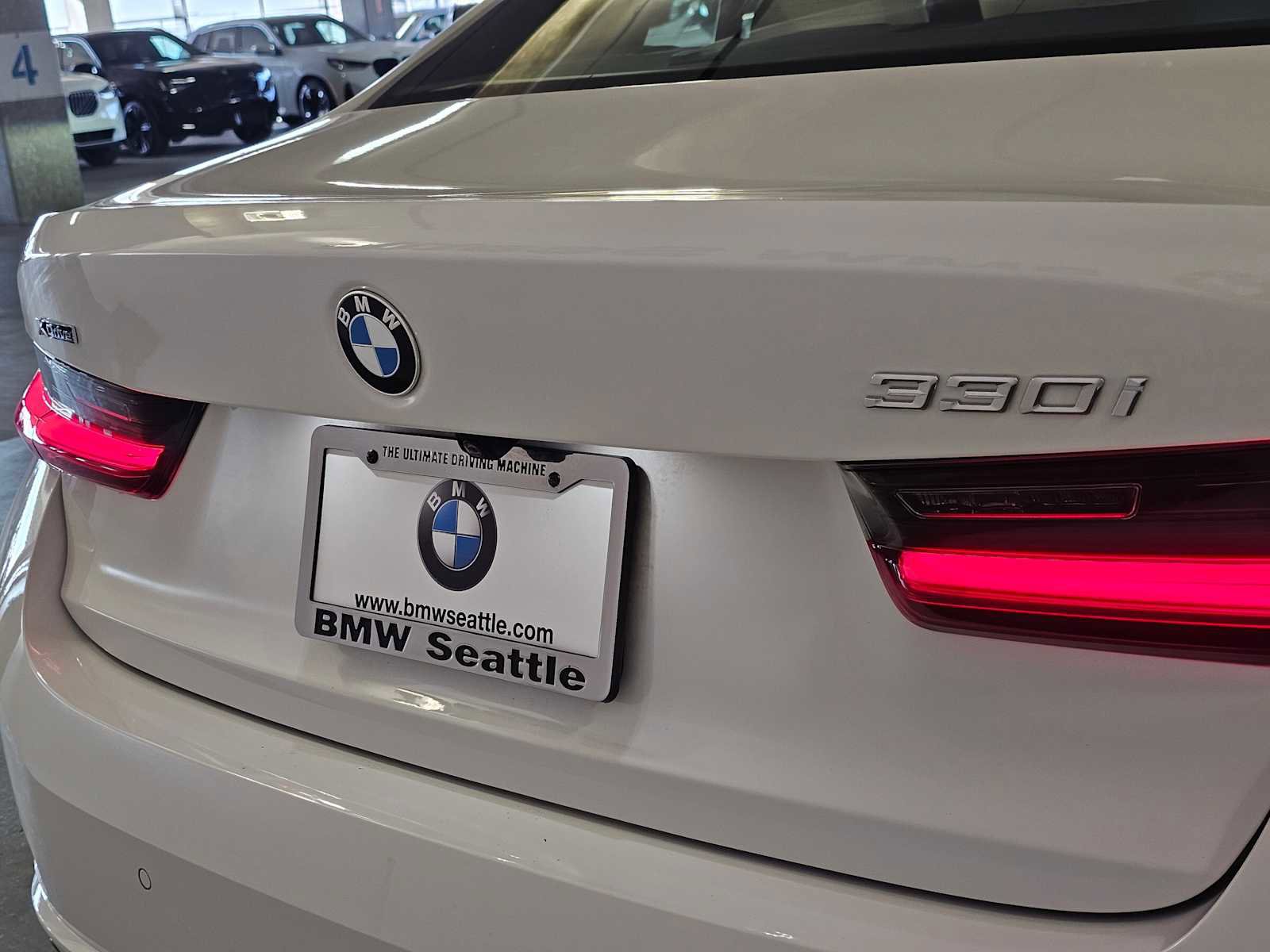 Used 2025 BMW 330i xDrive 330i xDrive w/ Premium Package image 7