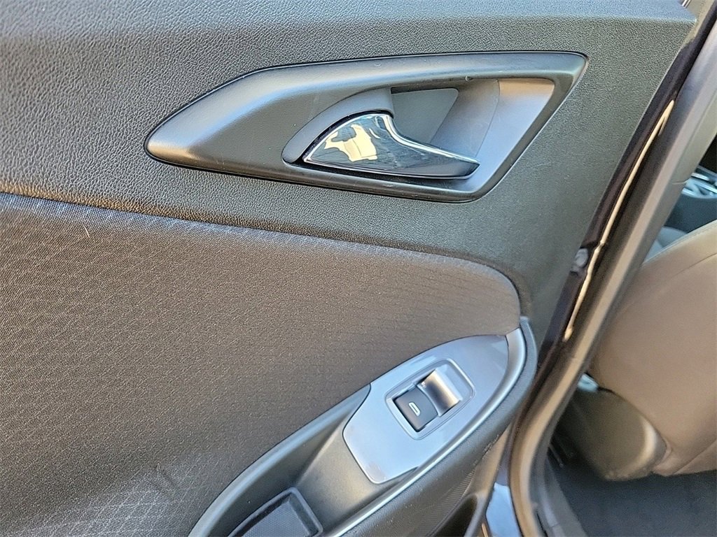 Used 2023 Chevrolet Malibu LT image 15