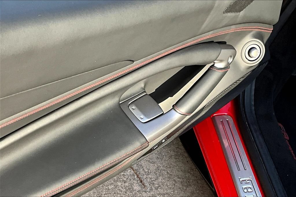 Used 2022 Ferrari F8 Tributo RWD image 30