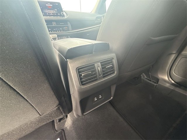 Certified 2025 Nissan Rogue SV image 20