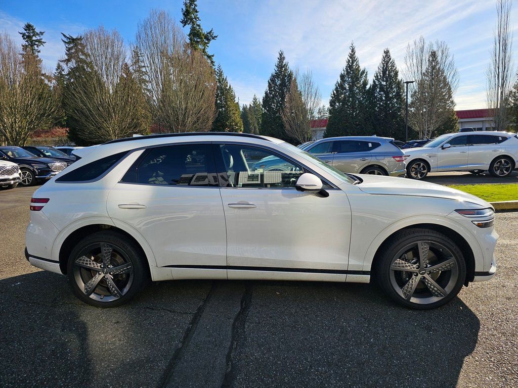 Certified 2025 Genesis GV70 3.5T Sport w/ Sport Prestige Package image 4