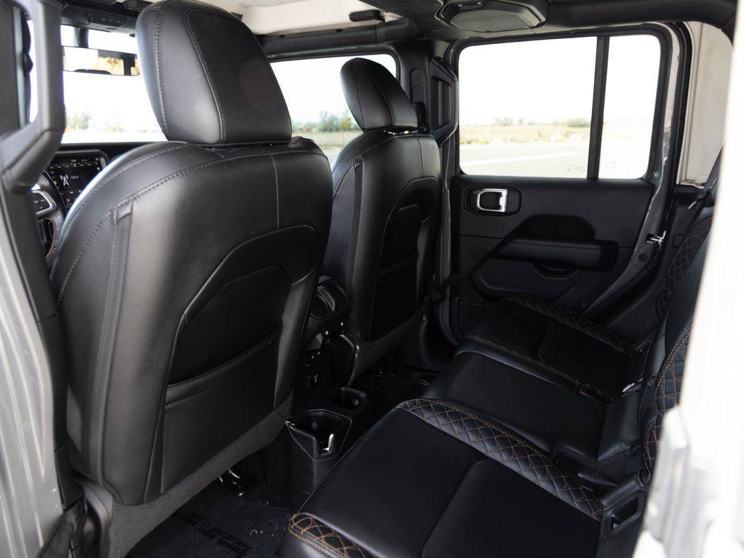 Used 2022 Jeep Gladiator Overland AWD/4WD image 15