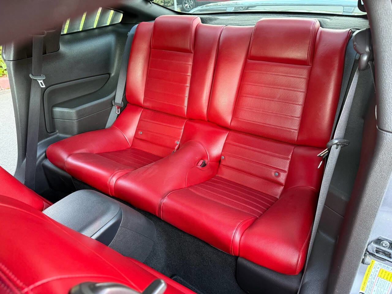 Used 2006 Ford Mustang GT Premium RWD image 16