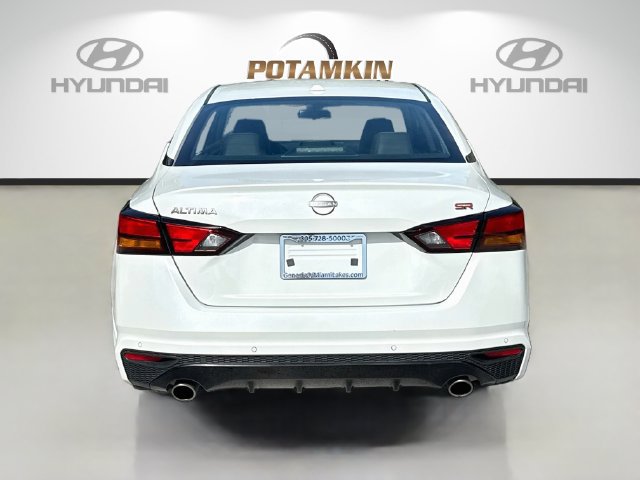 Used 2024 Nissan Altima 2.5 SR FWD image 6