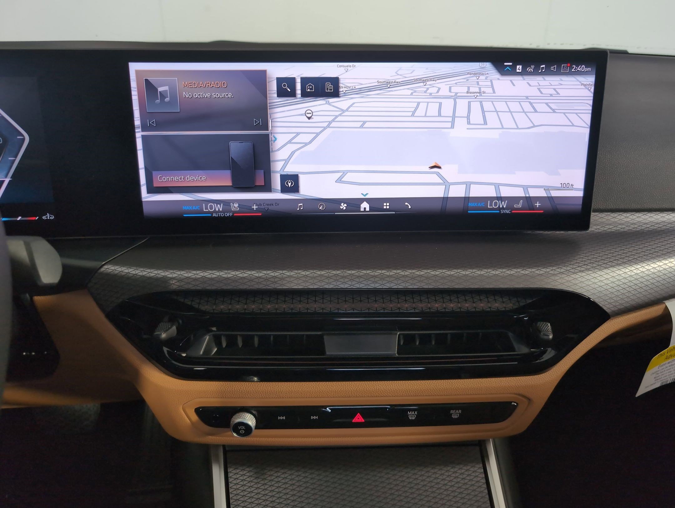 Used 2025 BMW 330i Sedan w/ Convenience Package image 22