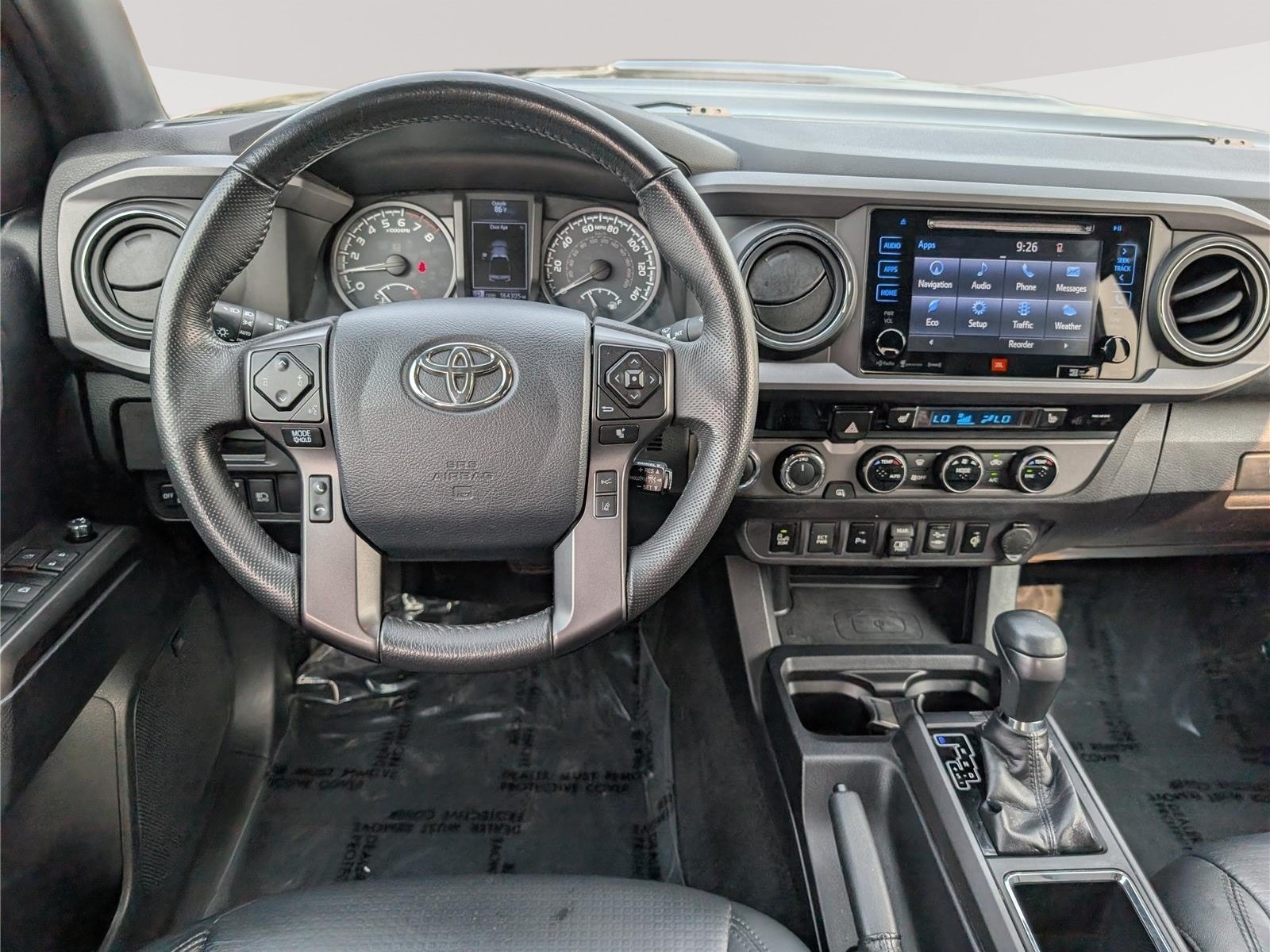 Used 2018 Toyota Tacoma TRD Sport w/ TRD Premium Sport Package AWD/4WD image 16