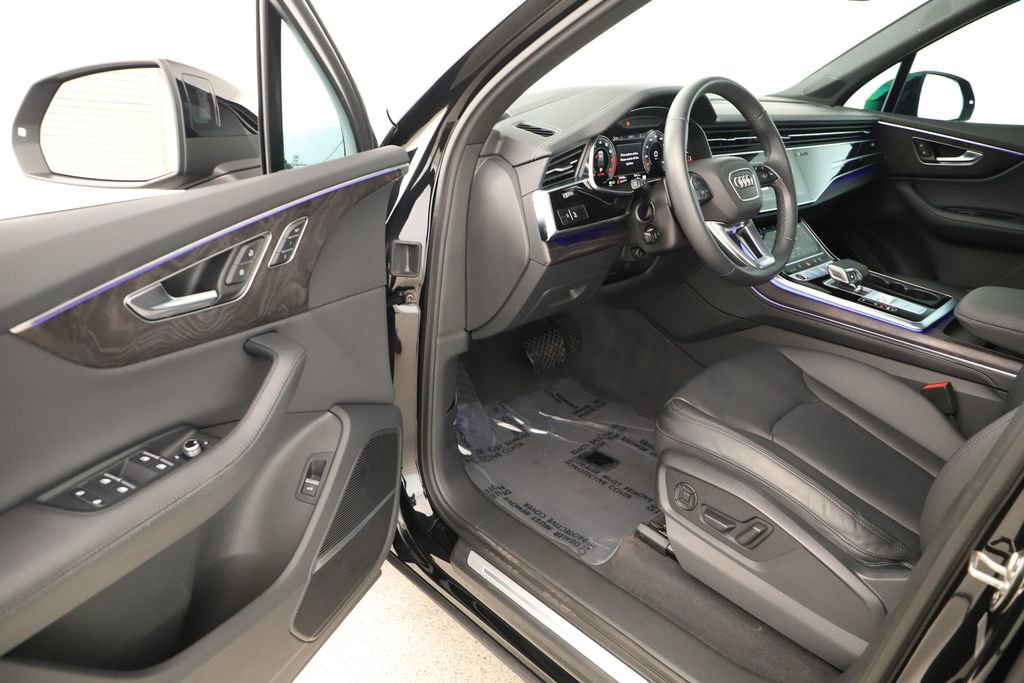 Certified 2023 Audi Q7 3.0T Prestige w/ Prestige Package AWD/4WD image 14