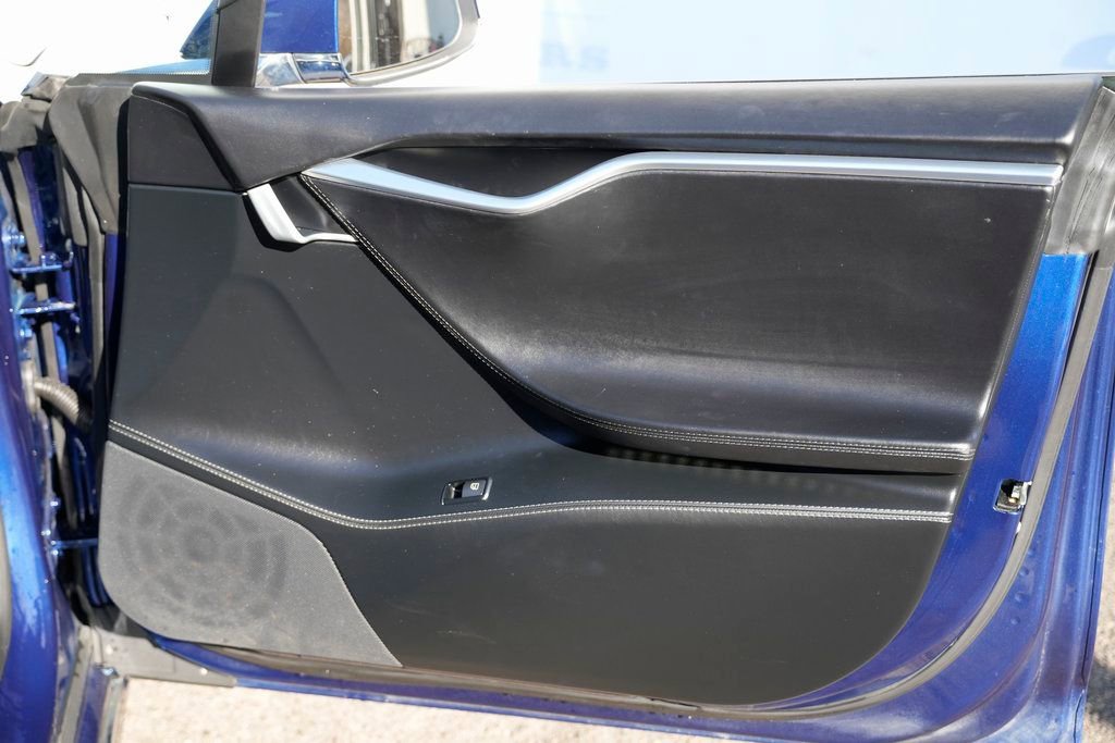 Used 2017 Tesla Model S 75D image 32