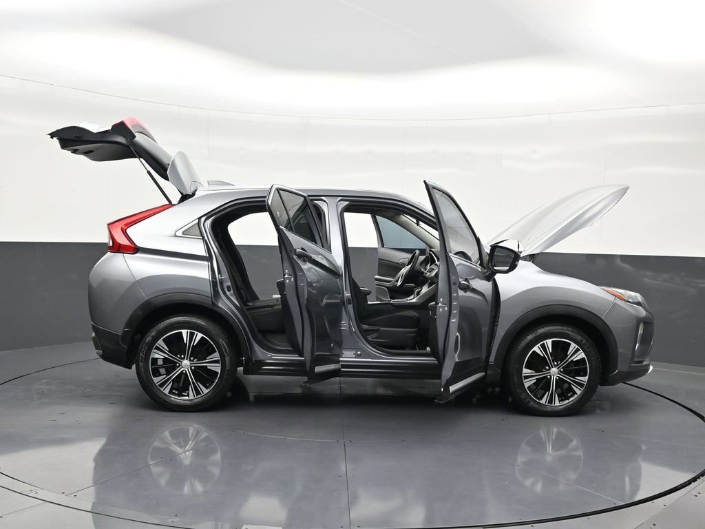 Used 2020 Mitsubishi Eclipse Cross LE image 32