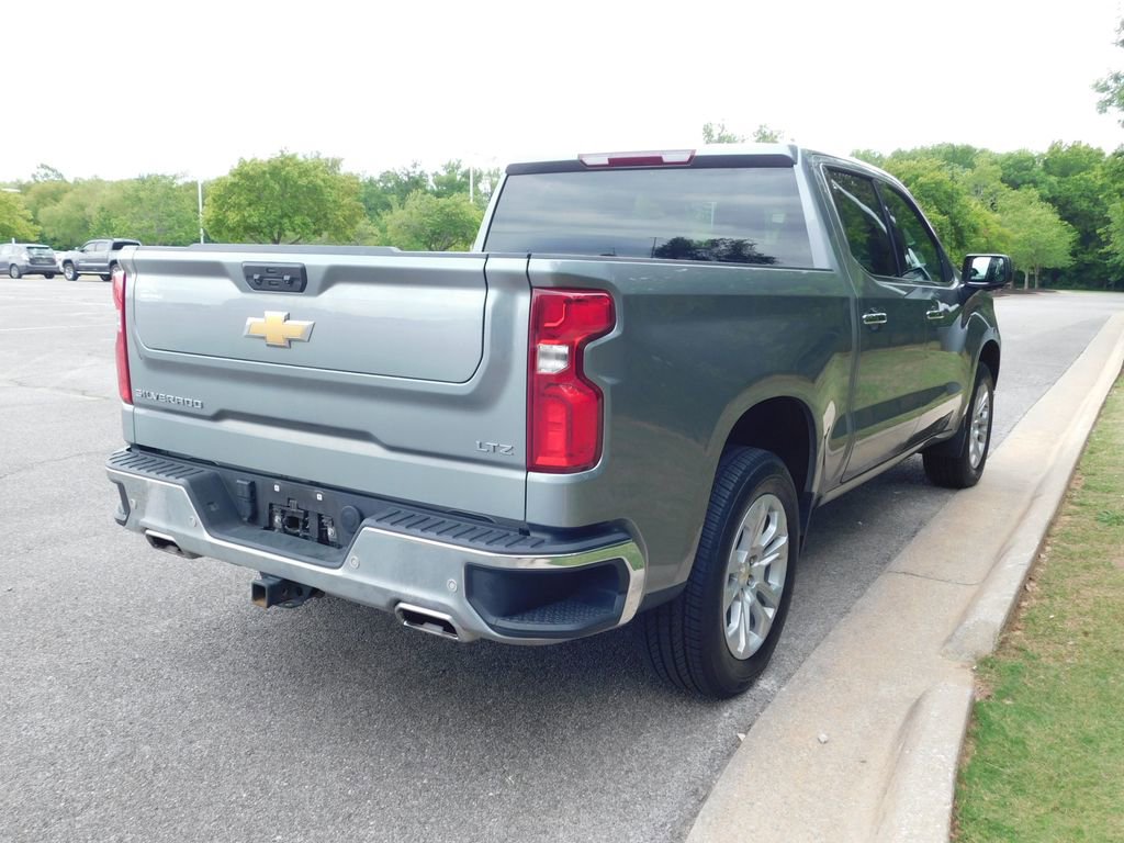 Certified 2025 Chevrolet Silverado 1500 LTZ AWD/4WD image 4