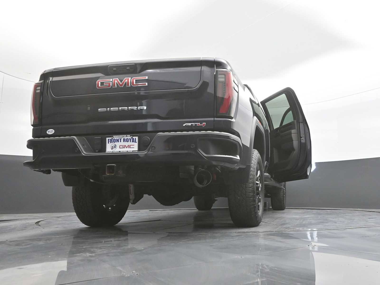 Used 2024 GMC Sierra 2500 AT4 w/ AT4 Premium Plus Package AWD/4WD image 49