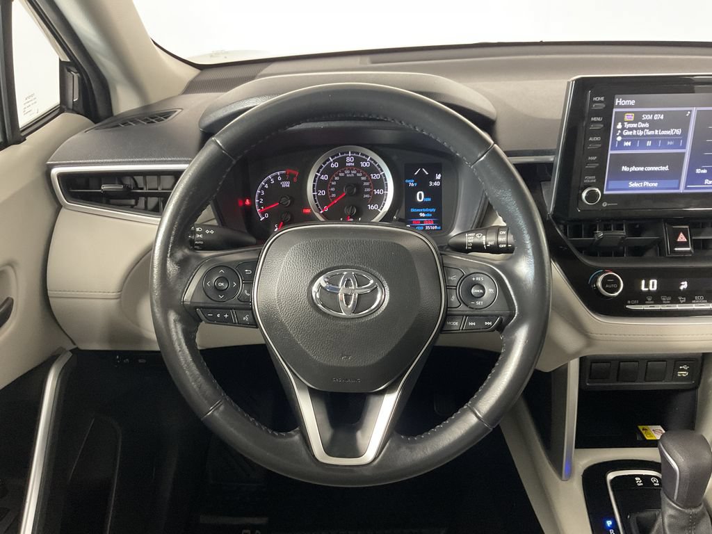 Used 2022 Toyota Corolla Cross LE AWD/4WD image 12