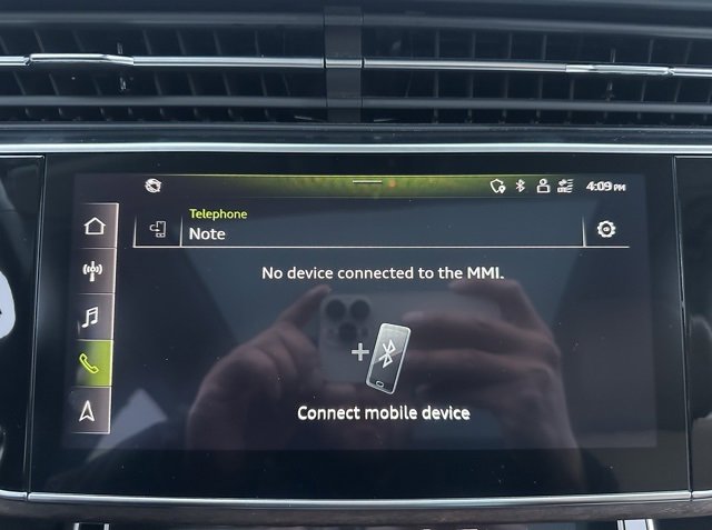 Used 2023 Audi Q7 3.0T Prestige image 23