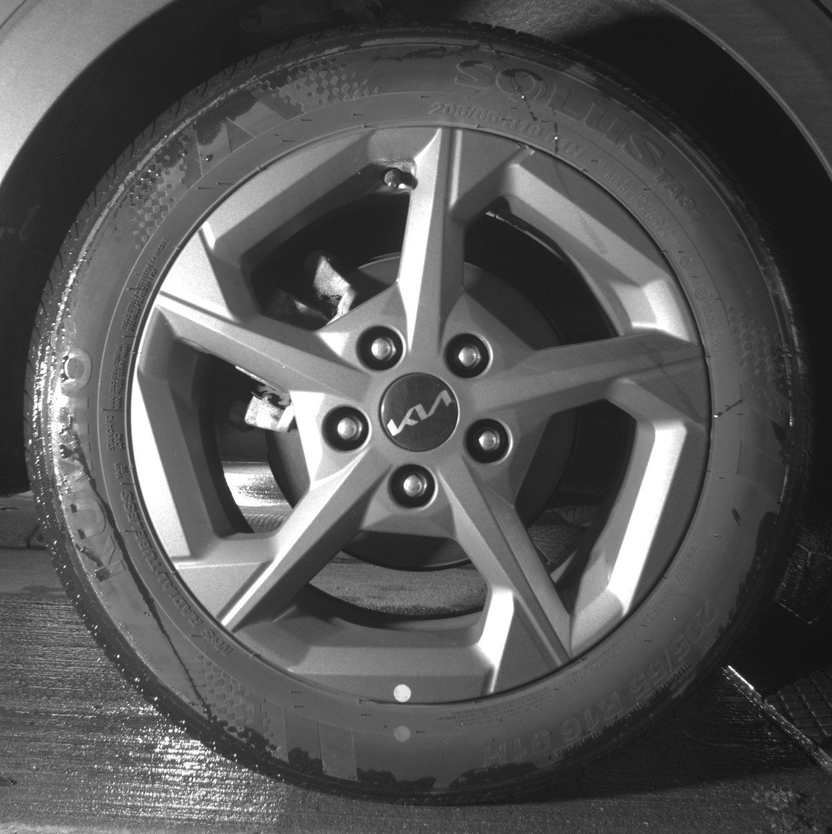 Used 2025 Kia K4 LXS image 15